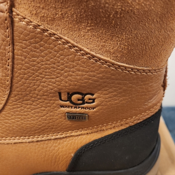 Brand new - UGG ADIRONDACK Tall BOOT III Snow Boot womens, chestnut - Picture 4 of 8